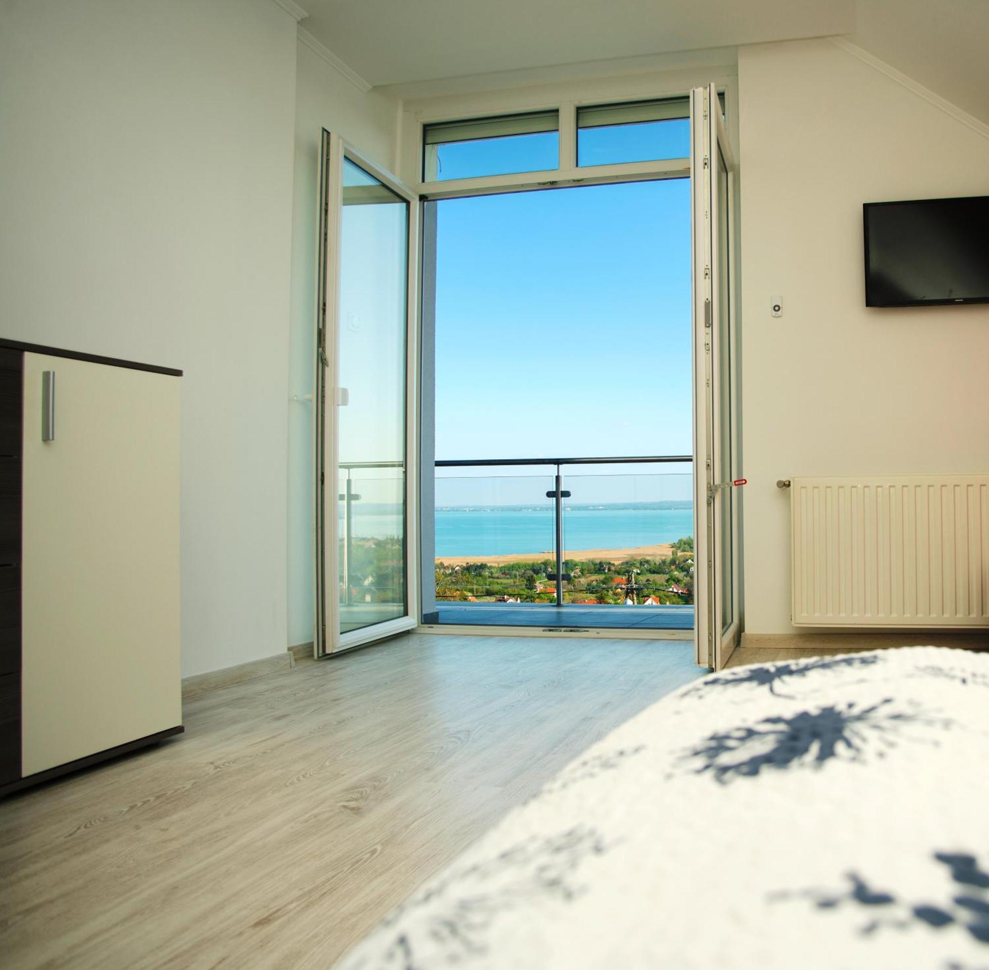 Lakeview Apartments Balatonfuered Εξωτερικό φωτογραφία