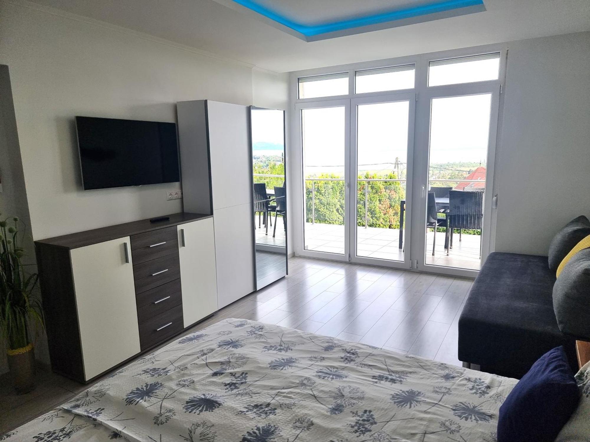 Lakeview Apartments Balatonfuered Εξωτερικό φωτογραφία