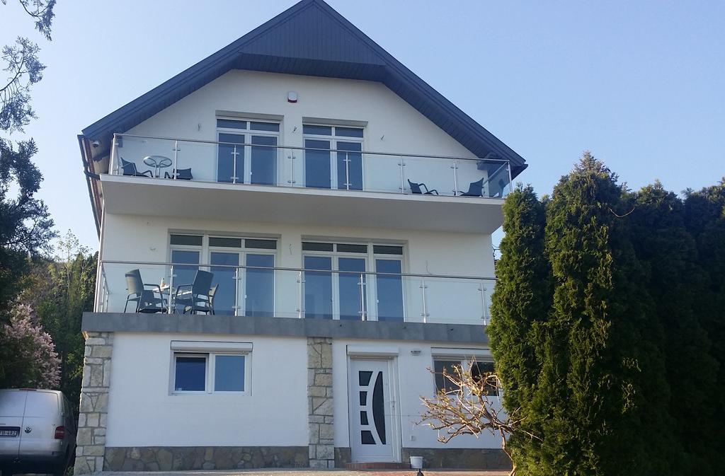 Lakeview Apartments Balatonfuered Εξωτερικό φωτογραφία